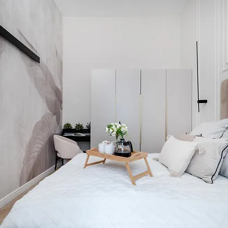 Downtown - 41m2, Location - By Rentujemy Łódź