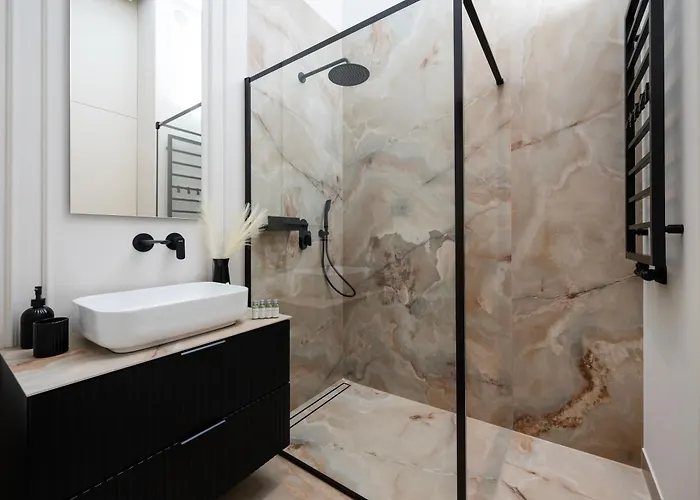 Downtown - 41m2, Location - By Rentujemy Apartman *